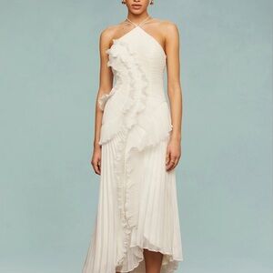 IN SEARCH OF AMUR Lorelie Halter White Gown